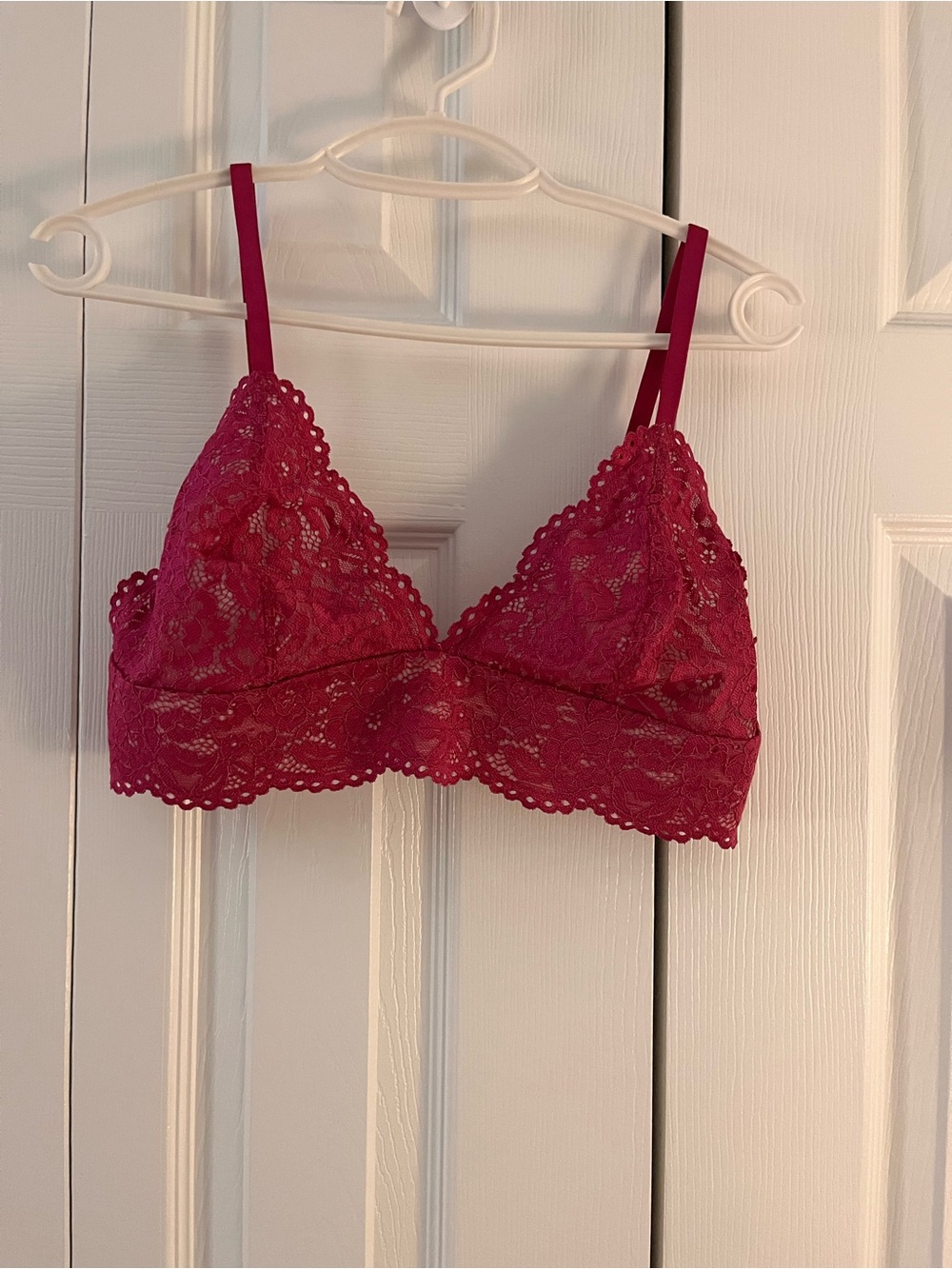 Women's Lace Bralette - Fuchsia Pink